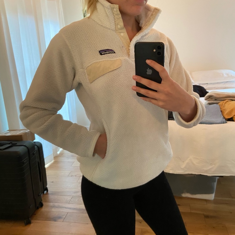 Patagonia Cream Pullover Sweater